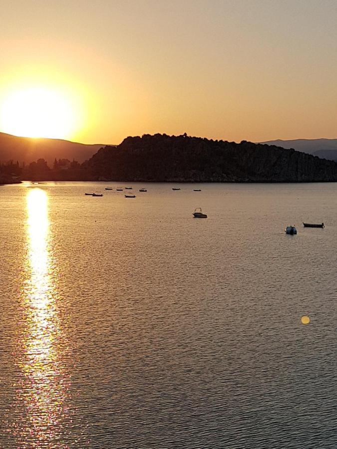 Flisvos Hotel Tolón Dış mekan fotoğraf