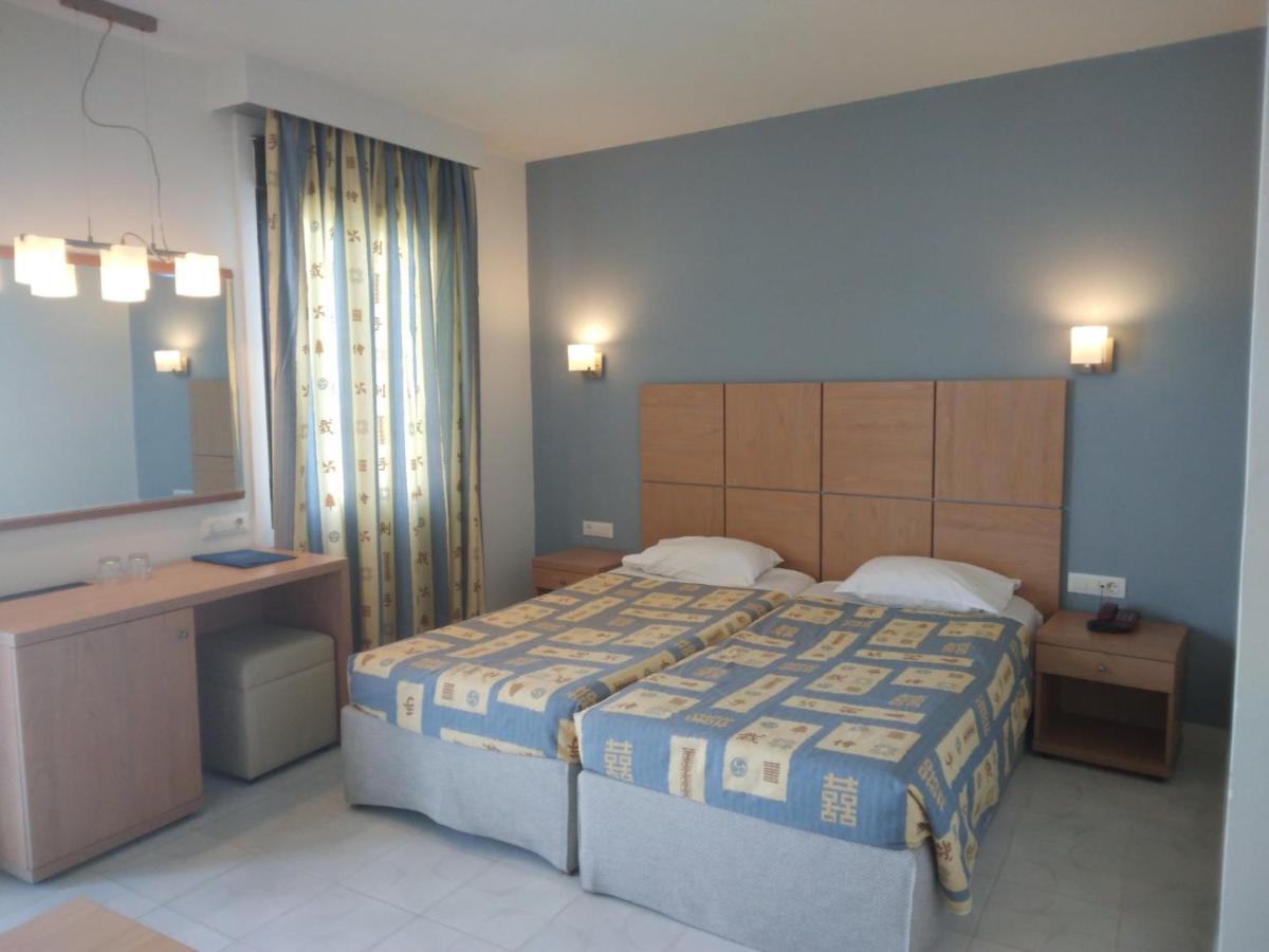 Flisvos Hotel Tolón Dış mekan fotoğraf