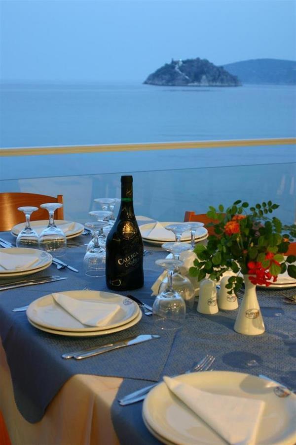 Flisvos Hotel Tolón Dış mekan fotoğraf